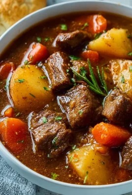 Easy Pioneer Woman's crockpot beef stew recipe with vegetables and tender meat.