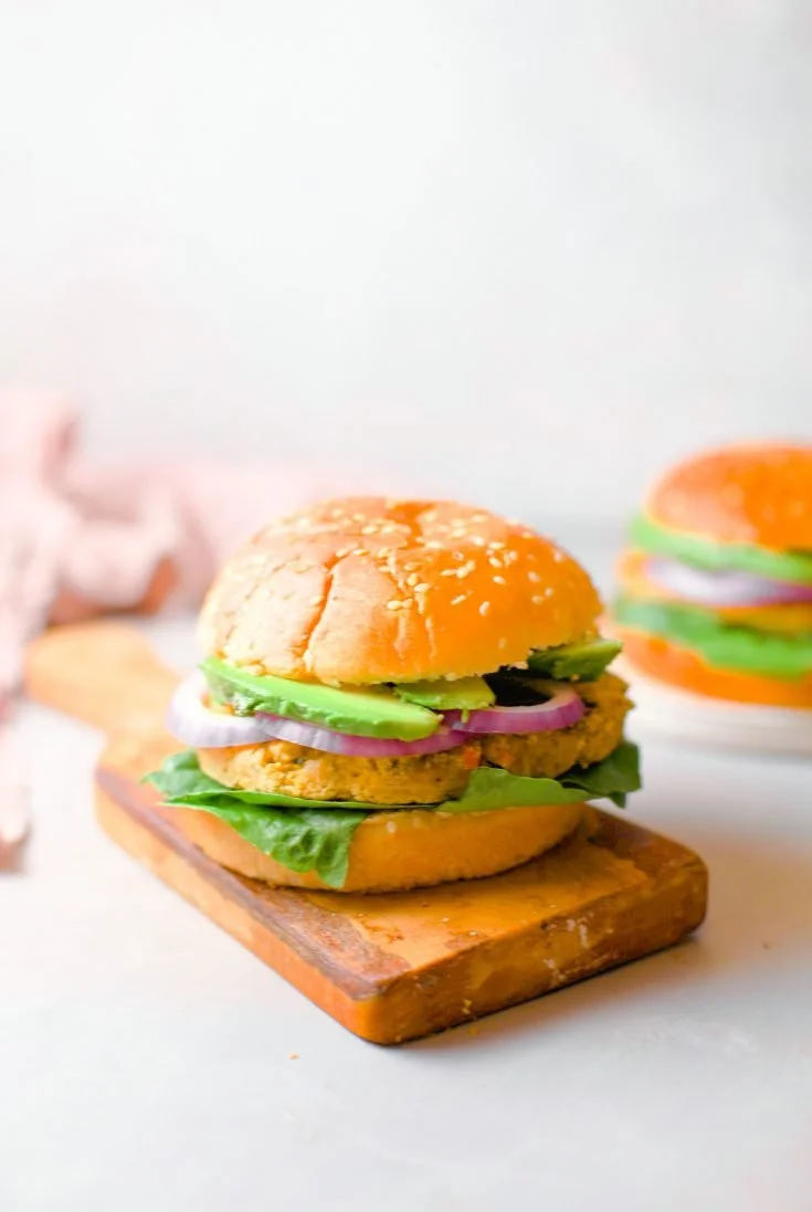 15-Minute Chickpea Burgers Recipe